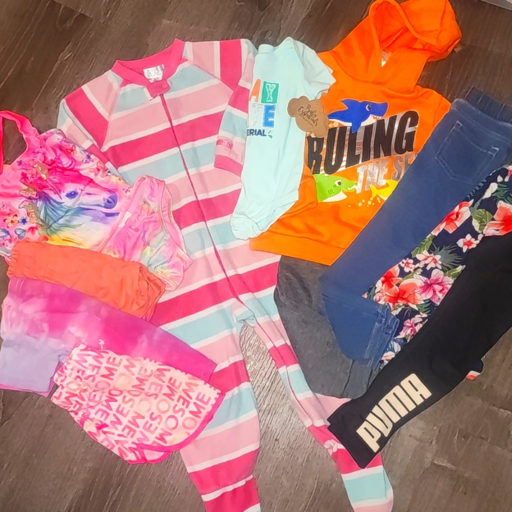 Resell bundle!! Mix sizes/ 12 pcs